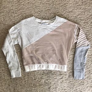 Victoria sport workout sweatshirt